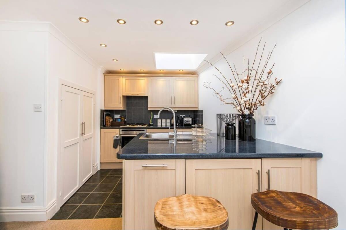 Apartamento Idyllic Mews In Fantastic Location! Londres